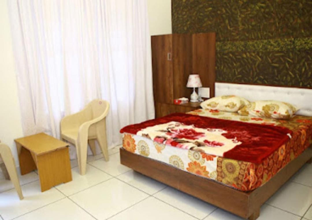 Orchid Ranipuram Apartment Kallar  Exterior photo